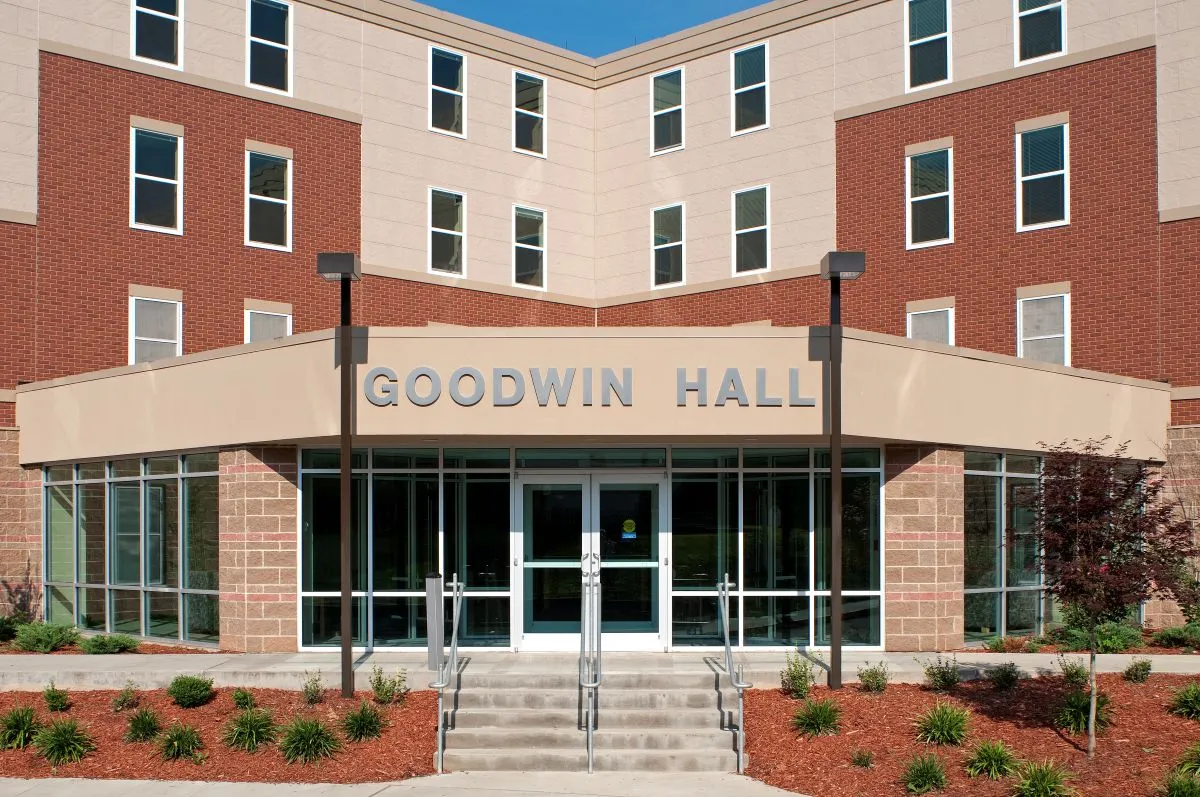 Glenville State College entrance and sign